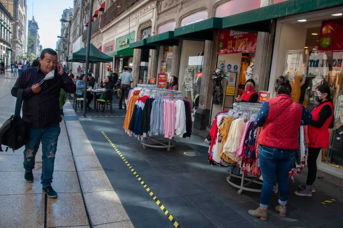 La actividad económica disminuye 0.2% durante agosto, frente al mes anterior