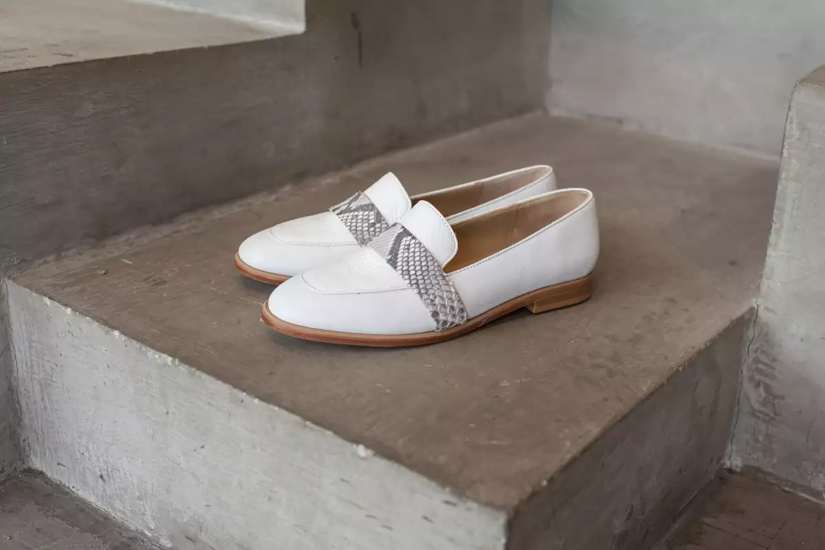 Mocasines blancos