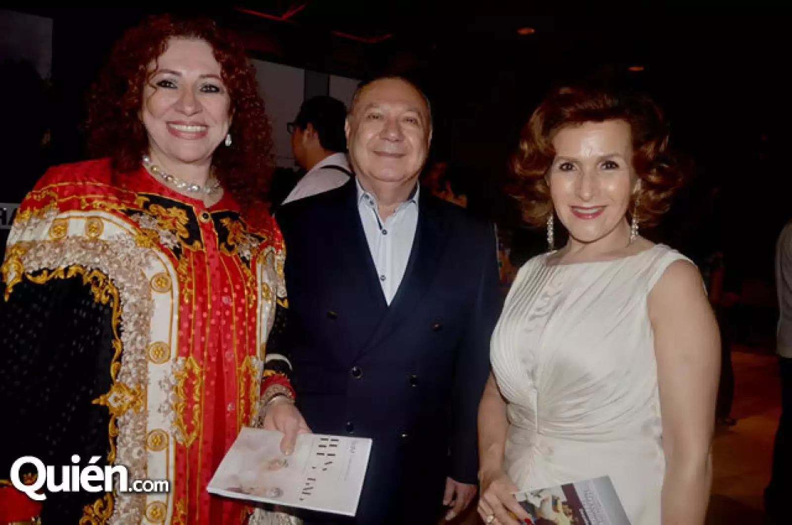 Irene Múzquiz de Karren, David Karren y Adriana Tijerina