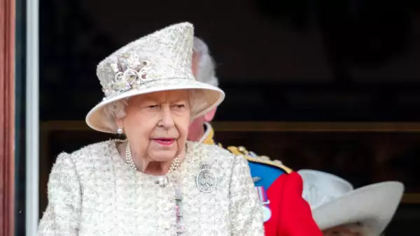 Reina Isabel II