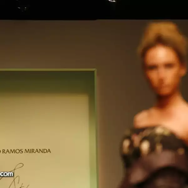 Desfile Arturo Ramos