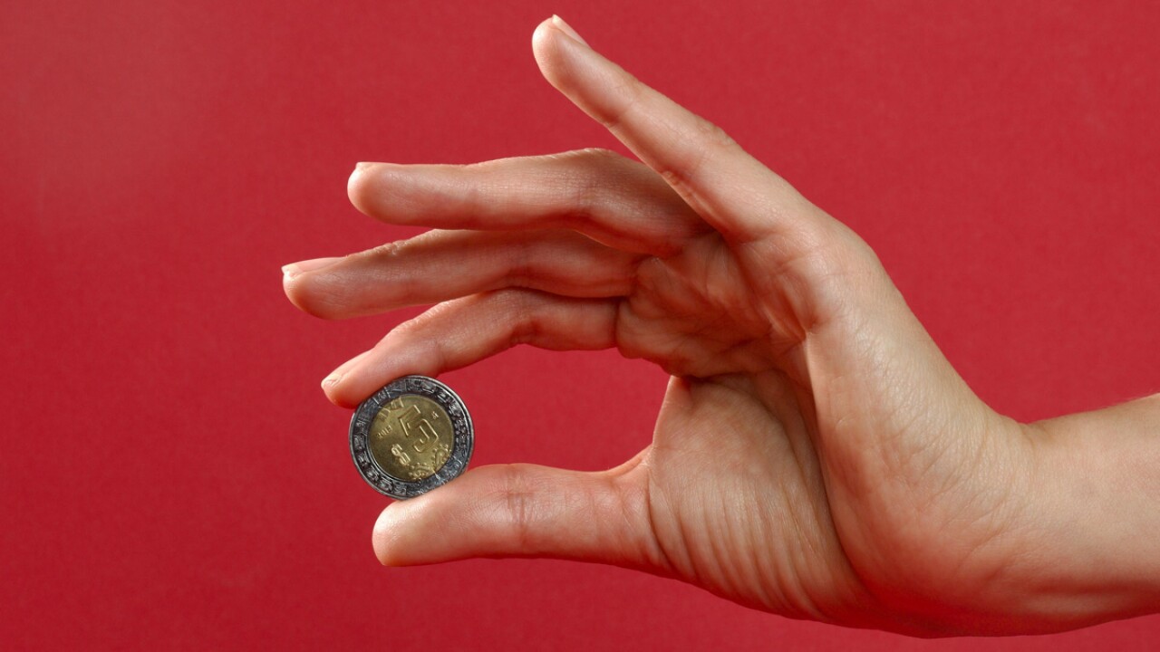 Un 4% del ahorro en Afores es voluntario; expertos piden confianza e incentivos