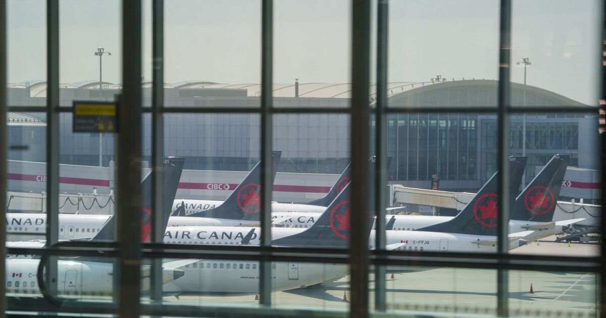 Hükümet Air Canada kokusunu durdurmak için müdahale ediyor