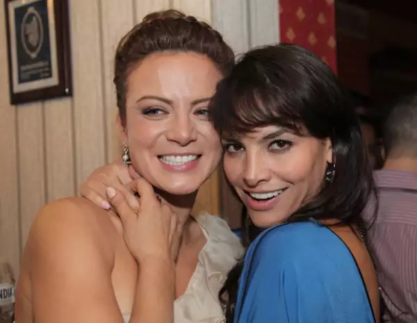 Fabiola Campomanes estuvo muy divertida durante el primer aniversario de Sabor Amor.