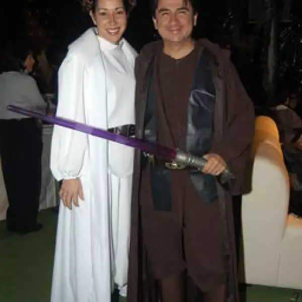 María Eugenia Alvarado, Ángel Alvarado