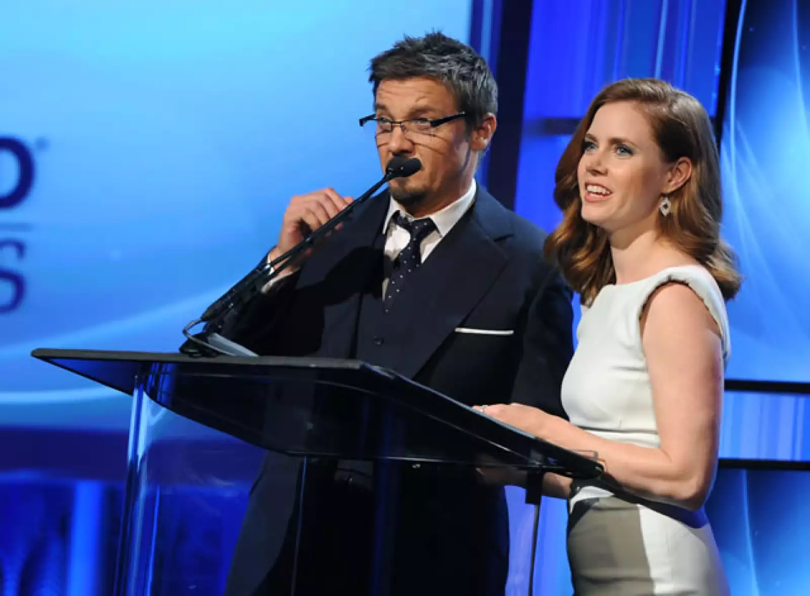 Jeremy Renner, Amy Adams.