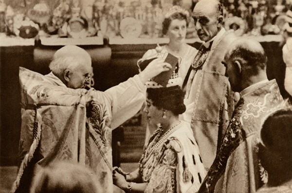 Coronation, Receiving the Crown of Glory - 12 May 1937