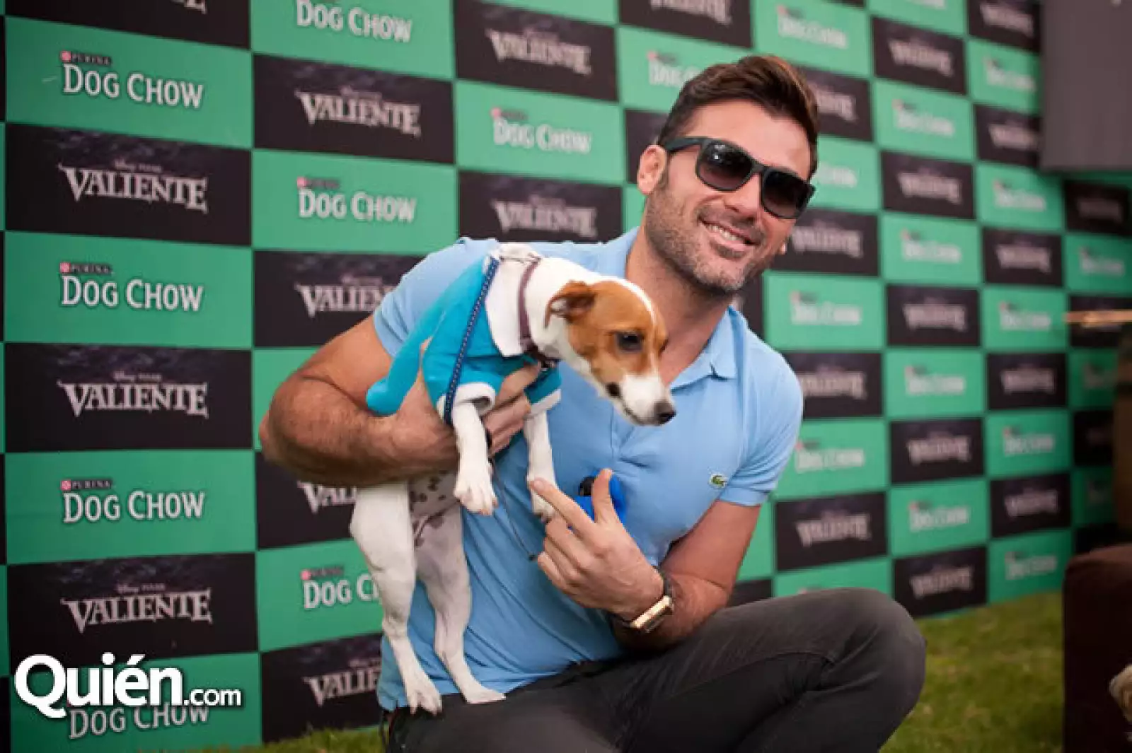 Mauricio Mejía y Frida