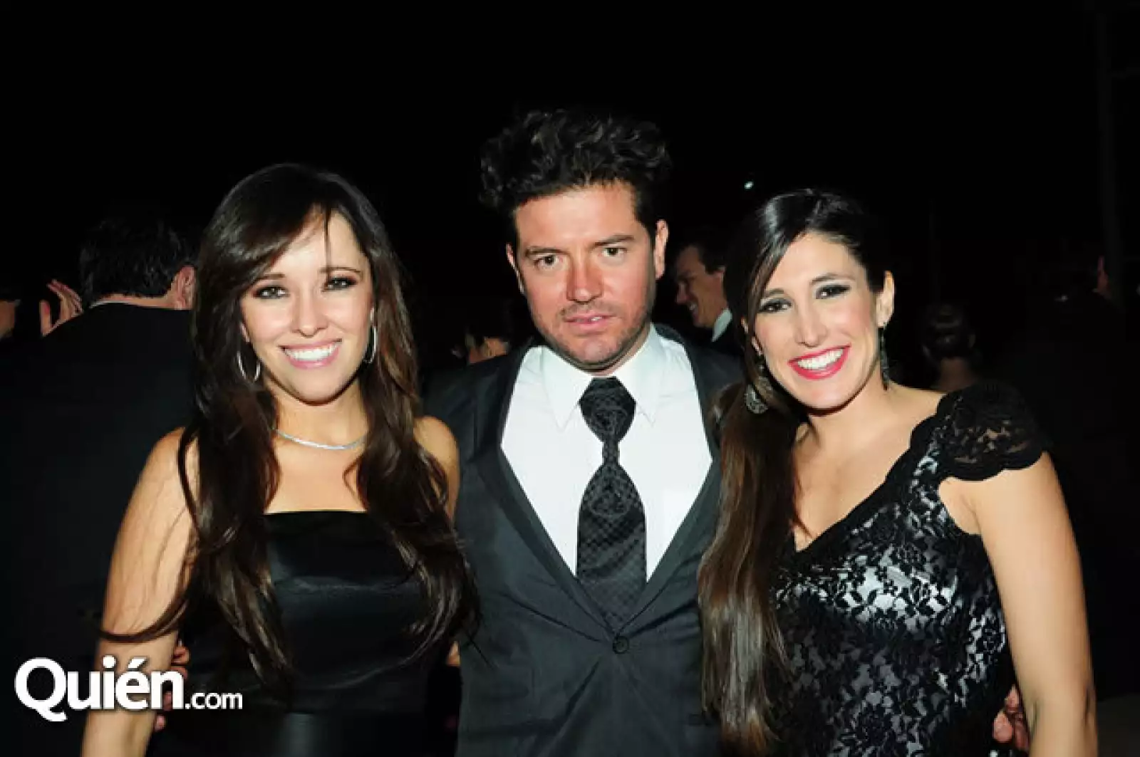 Paulina Watanabe, Pablo Manzanares y Mariana Mercado