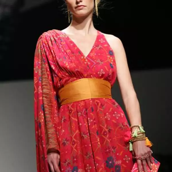 MBDF Pasarela Pineda Covalin