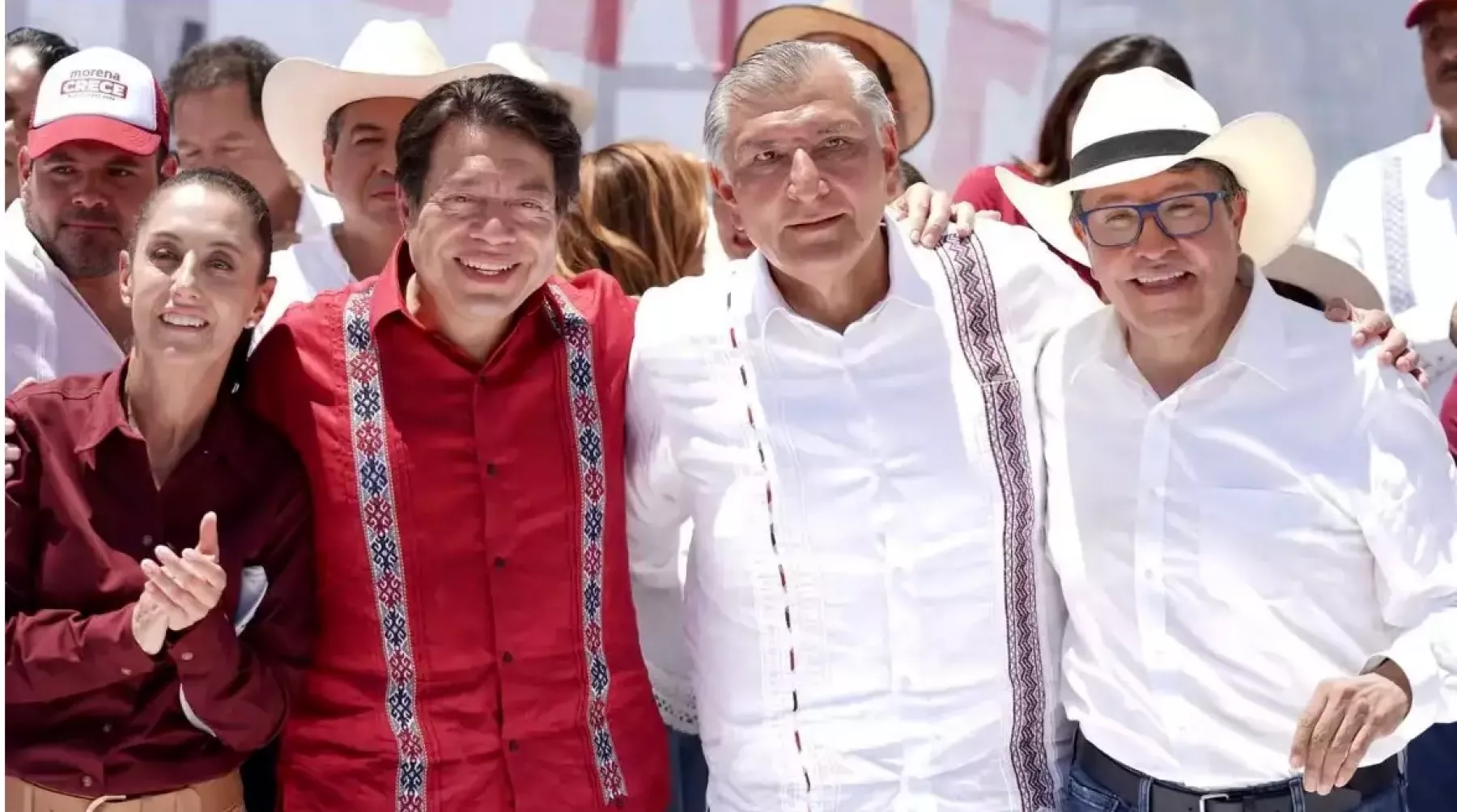Mario Delgado-campaña con corcholatas