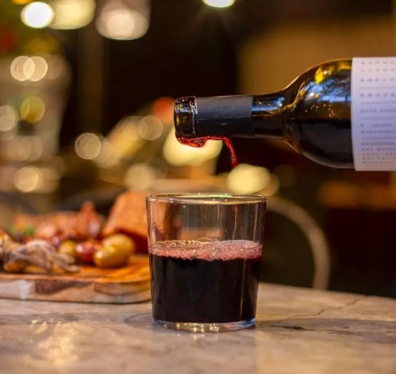 si-mon-wine-bar.jpg