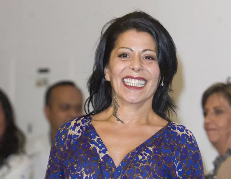 Silvia Pinal confirmó el romance que existe entre la cantante y el doctor Adrián Tovar, el infectólogo que la ha atendido durante su estancia en el nosocomio.