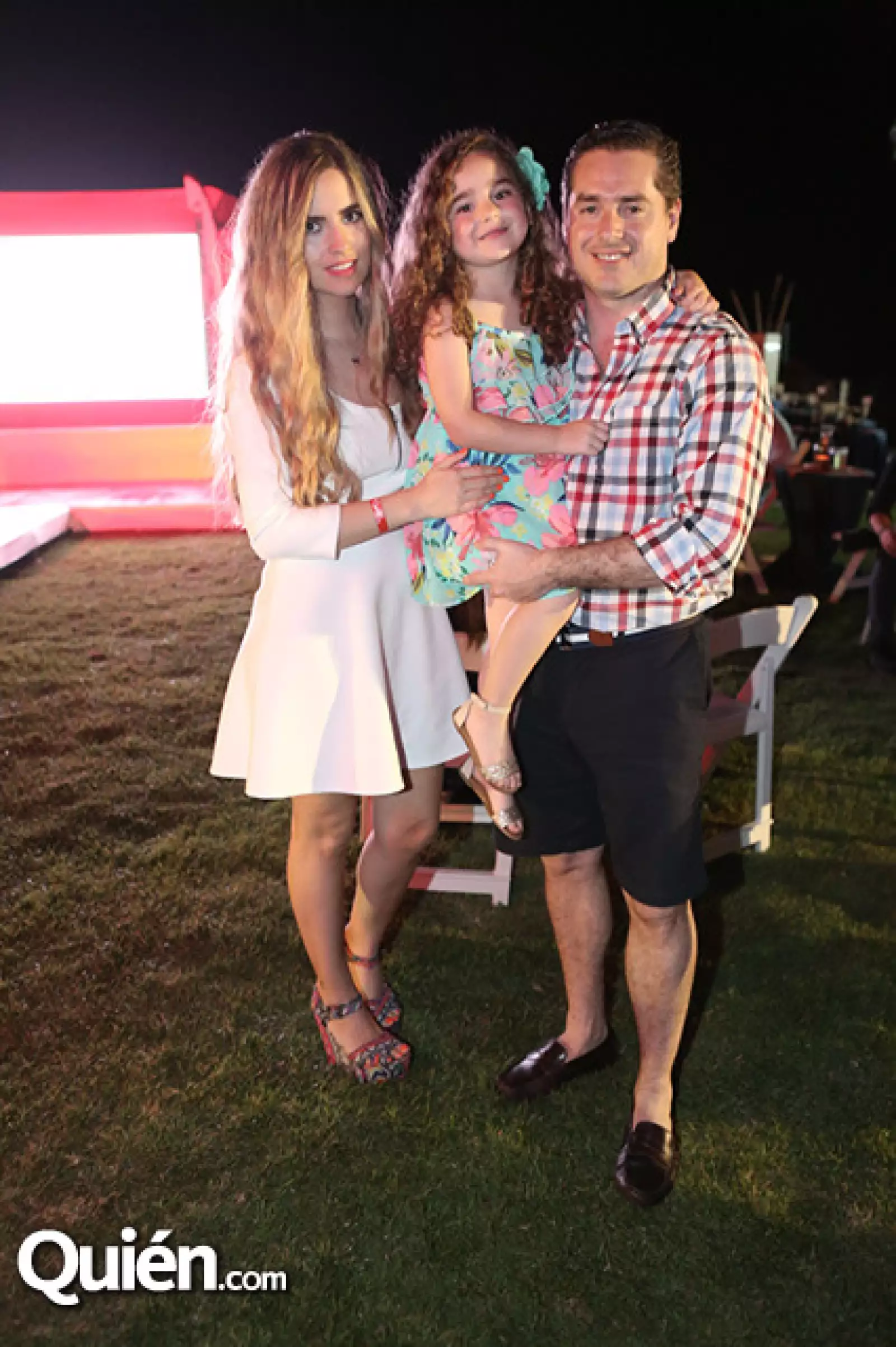 Ana Paula Luque, Valentina y Sergio Barrera