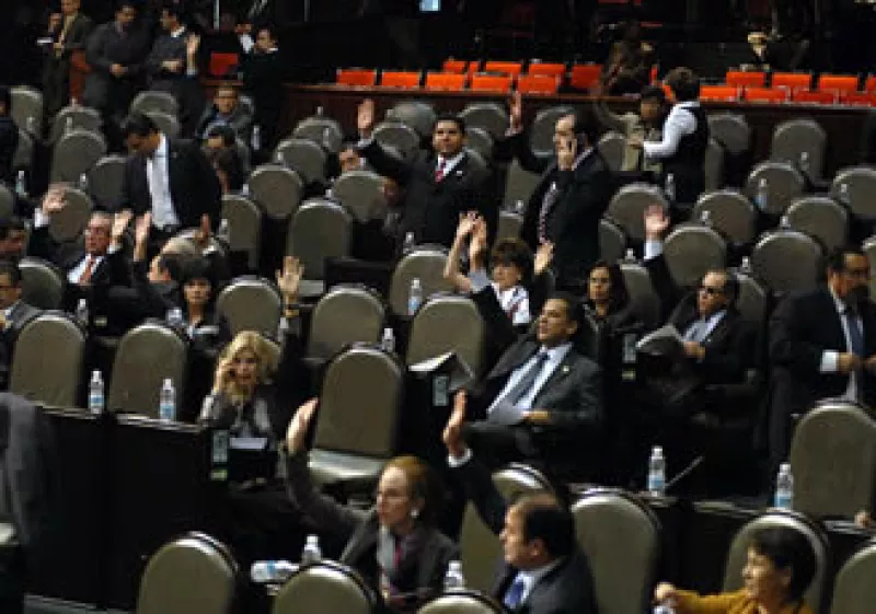 La reforma hacendaria buscará resolver los problemas que enfrenta el sistema fiscal mexicano como la baja base de contribuyentes. (Foto: Notimex)