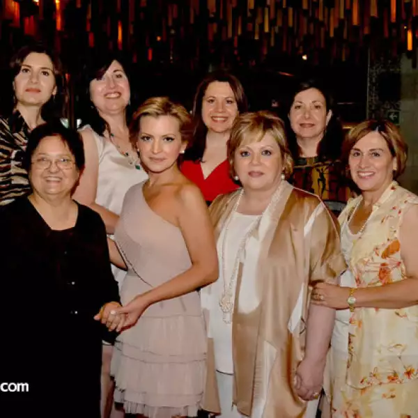 Ilda Pompa de Salida, Elsa Pompa de Vizcarra, María Pompa de Garza, María Teresa Pompa de Fernández, María Guadalupe Pompa Benavides, Mariana Rangel, Blanca Belden y Georgina Martínez