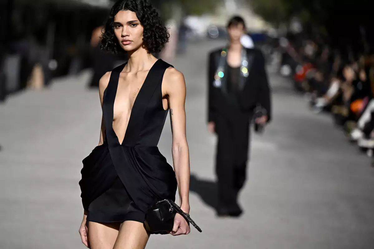 FASHION-FRANCE-WOMEN-STELLA MCCARTNEY