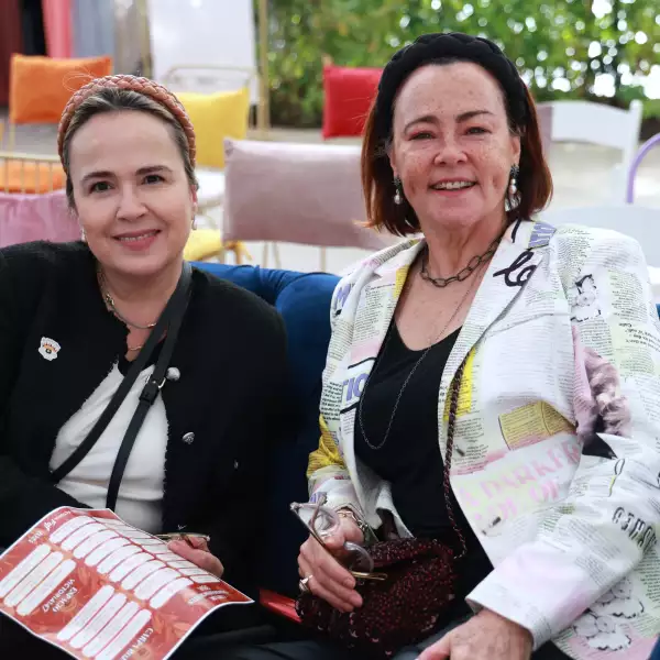 Irene Chávez y Mercedes Murillo 