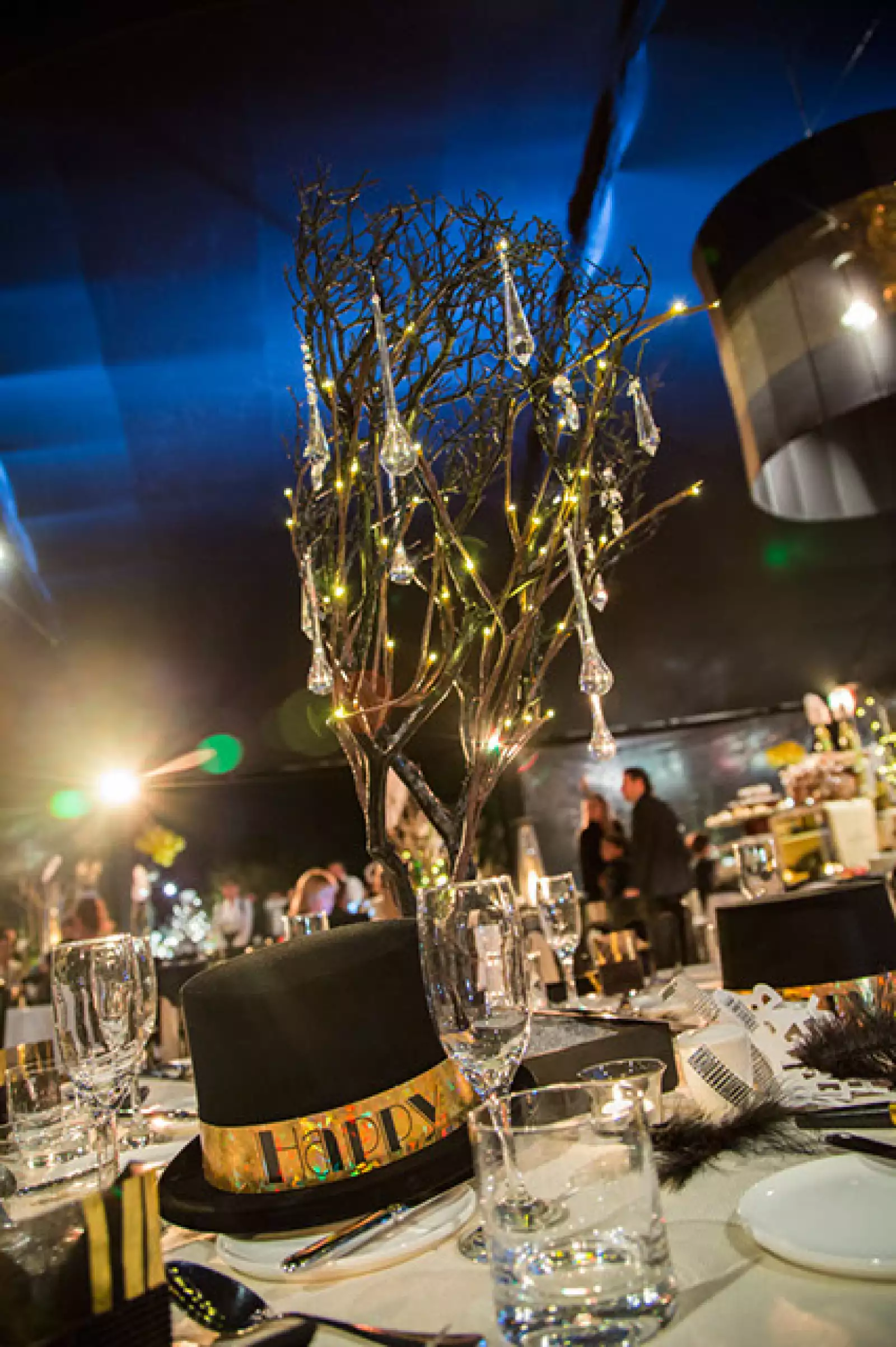 Decoración para la cena de fin de año en el hotel Rosewood