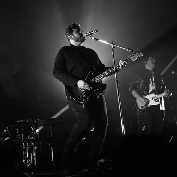 Fotos del Instagram de Kurt cantante y compositor mexicano