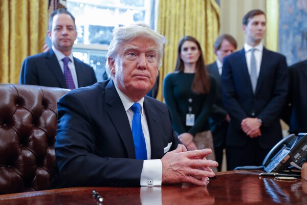 Hope Hicks, Trump