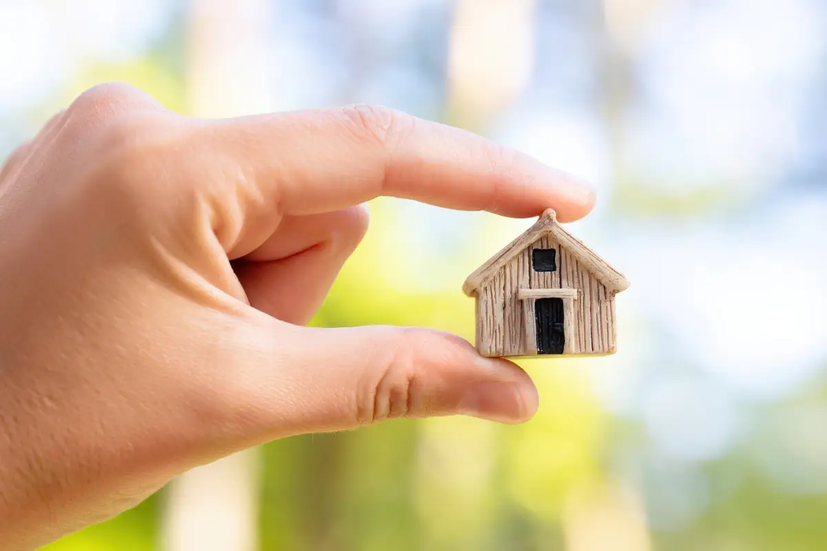 ¿Se puede comprar casa con 1 mdp? Tardarías al menos 10 años para adquirir algo de 33 m2