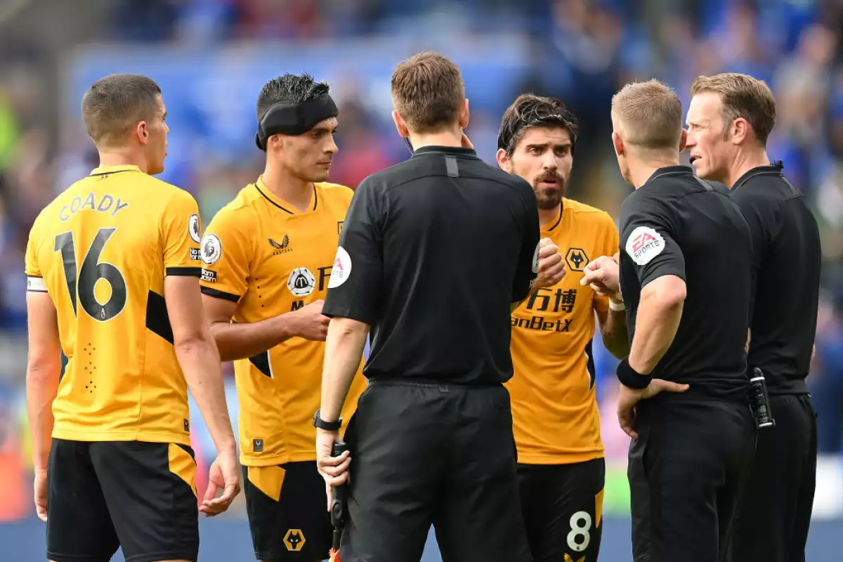 Leicester City v Wolverhampton Wanderers - Premier League
