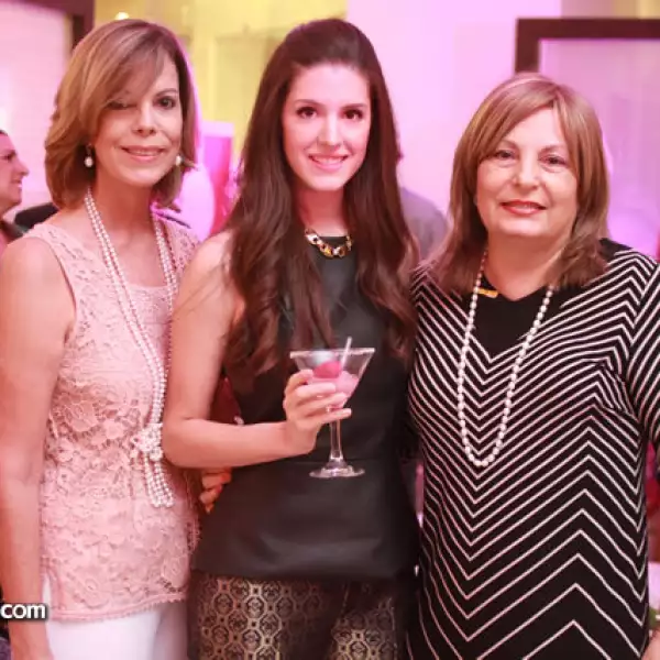 Consuelo de Osorio, Cecilia Osorio y Blanca Melo de Sotomayor