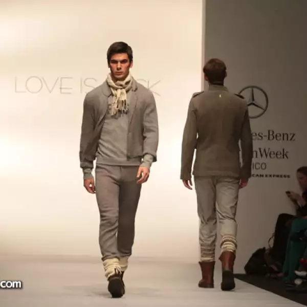 Pasarela Love Is Back