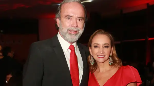 bosco-de-la-vega-claudia-ruiz-massieu
