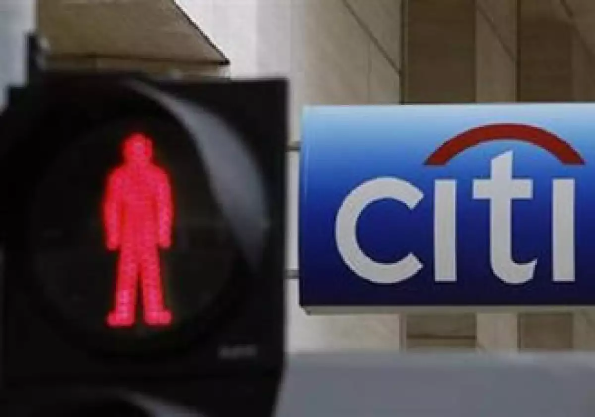 El banco inició el año pasado una venta de barios activos para tratar de salir de la crisis. (Foto: Reuters)