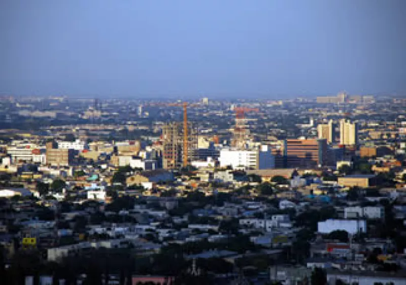 En la medida de las posibilidades de la población, conviene adquirir una vivienda desarrollada por un experto, que pueda estar dotada de servicios y además se puede obtener por medio de los apoyos de créditos. (Foto: Cortesía SXC)