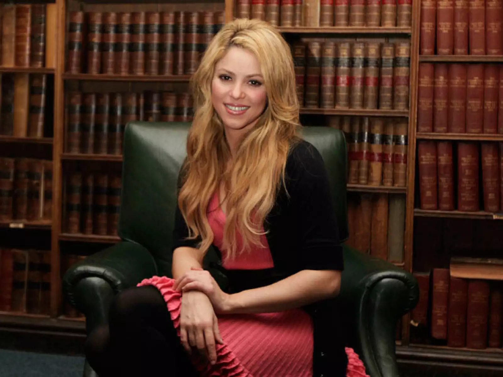 Shakira. La cantante colombiana tiene en sus arcas 40 millones de dólares.