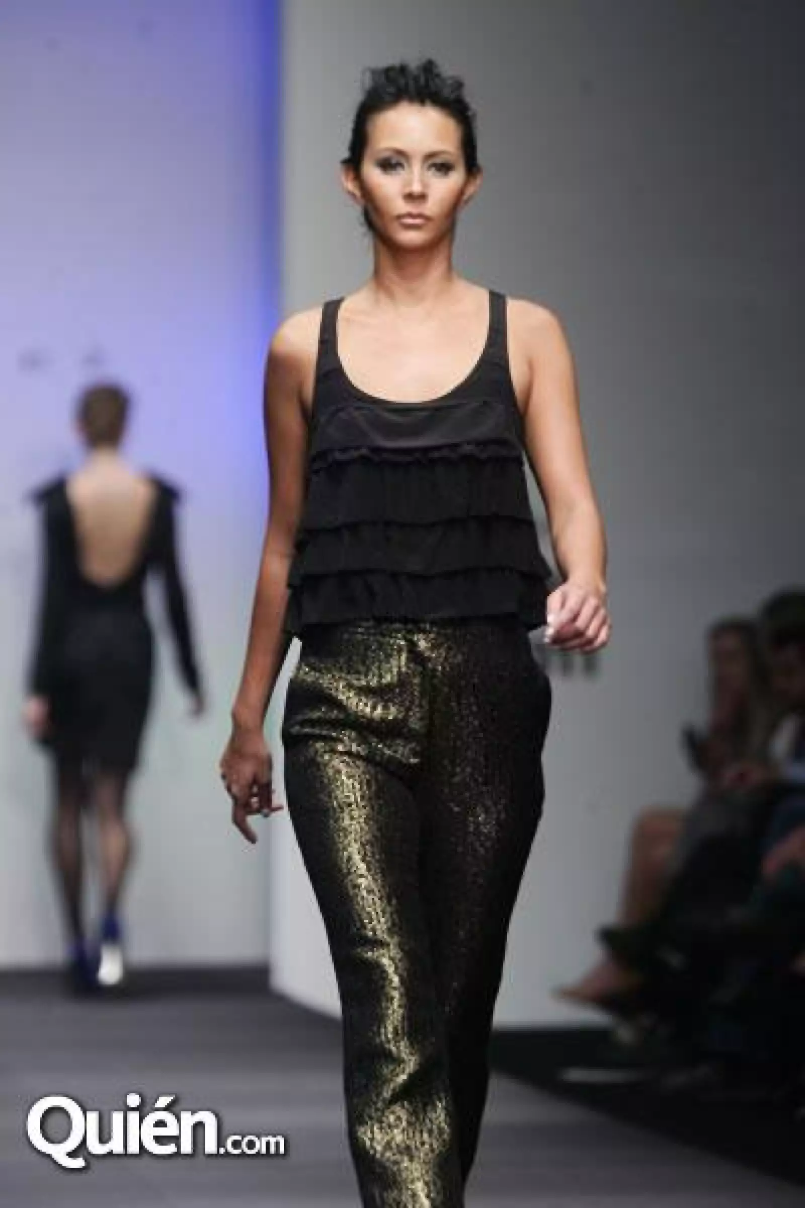 MBDF 2011 Pasarela Clara González