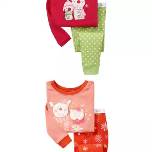 Las pijamas navideñas de Gap Kids tienen unos diseños adorables y son calientitas para el frío de invierno.