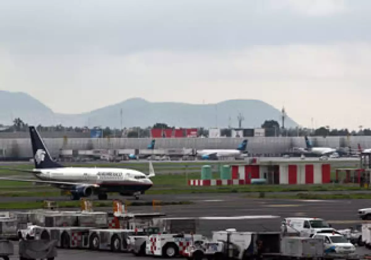 En el primer semestre del año pasado, el aeropuerto movilizó 146,000 toneladas. (Foto: Notimex)