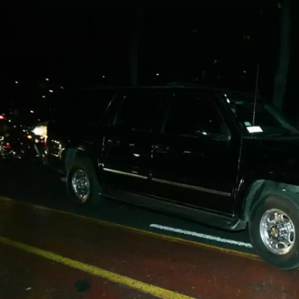 La camioneta donde viajaba la cantante y su familia fue seguida en todo momento por agentes de seguridad.