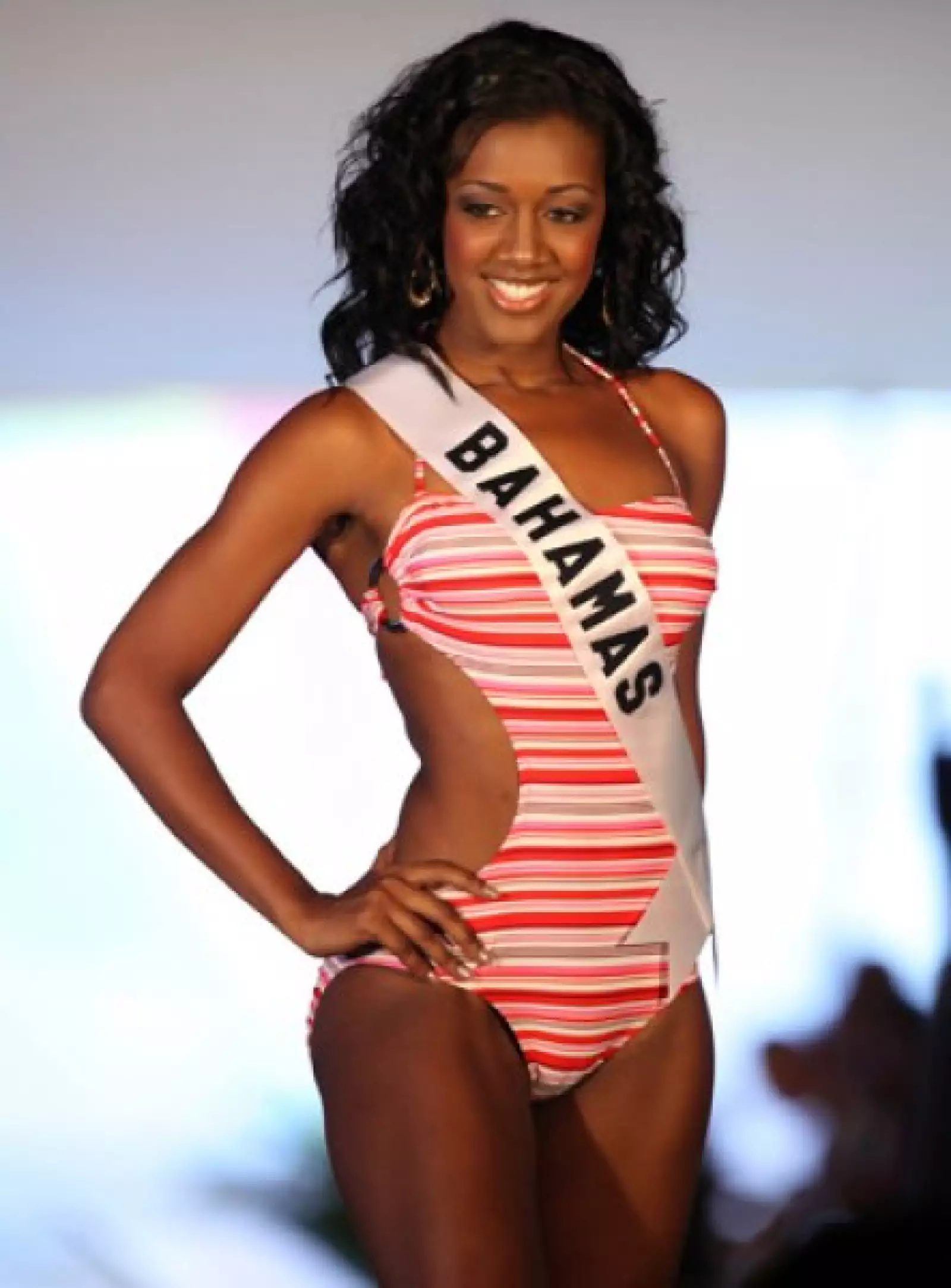 Kiara Sherman, de Bahamas, hará lo posible para que la corona quede en casa.