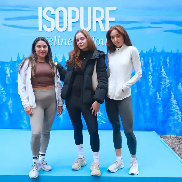 Mayra Serna , Valeria Rincón y Paola Larragoiti 