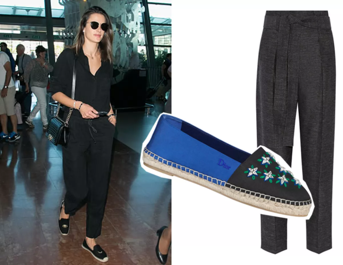 Alessandra Ambrosio propone romper con la clásica combinación de pantalones de tubo y alpargatas y complementarlas con piezas más holgada. Zapatos: Dior.