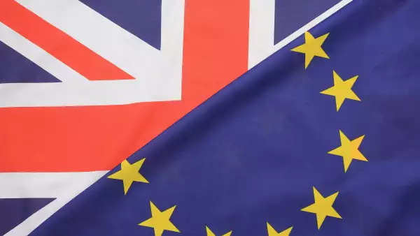 Europa se prepara para una eventual separación de Londres, que aloja el mayor mercado global de divisas.