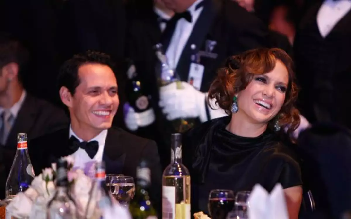 El presidente estadounidense y su esposa, Michelle, encabezaron el evento del Instituto del Grupo Congresistas Hispanos, en el que Marc Anthony recibió un reconocimiento por su trayectoria artística.