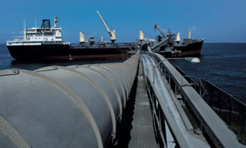 Los futuros del crudo en Estados Unidos cayeron en una sesión volátil. (Foto: Thinkstock)