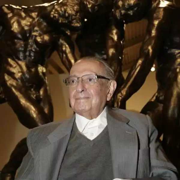 90 PEDRO RAMIREZ VAZQUEZ