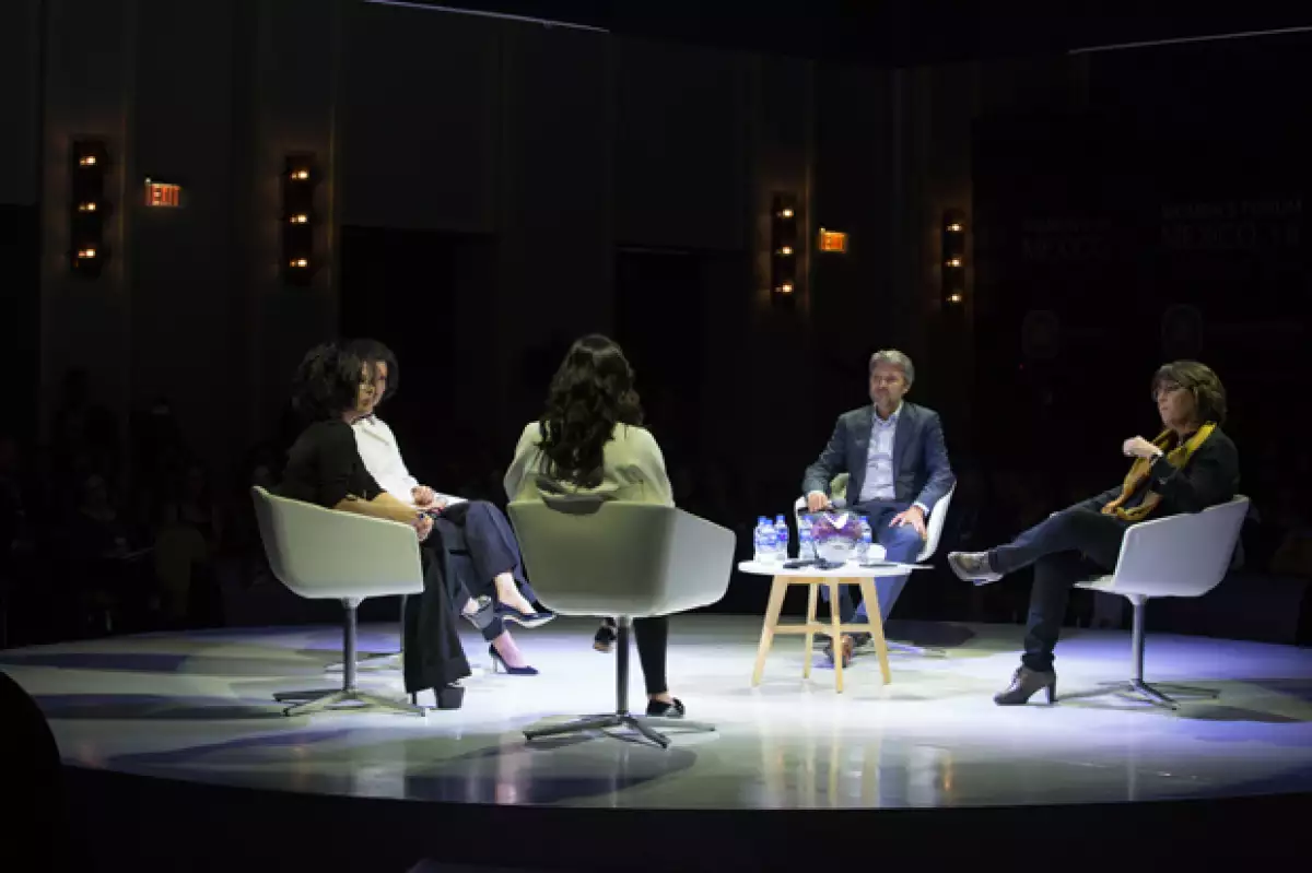 También participaron el fundador y director de Promundo Gary Barker, la periodista y escritora Gaby Vargas y la curadora Bárbara Arredondo.