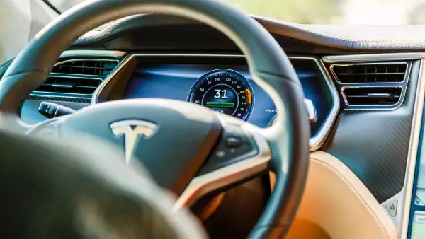 Tesla alista el lanzamiento del Model 3