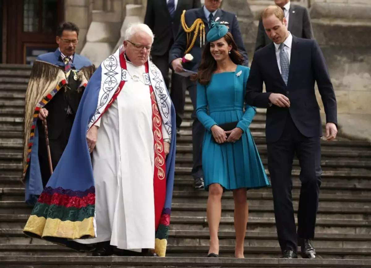 La duquesa de Cambridge cambió cuatro veces de outfit este intenso domingo de actividades en las provincias de Dunedin y Queenstown, luciendo impecable y adecuada al momento.