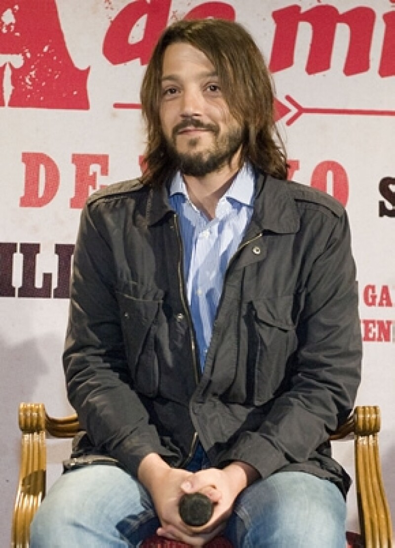 El actor dice estar muy contento por las presentaciones que realizará en el Teatro Helénico con la obra `Aullido´, luego de ellas se tomará un descanso junto a su familia.