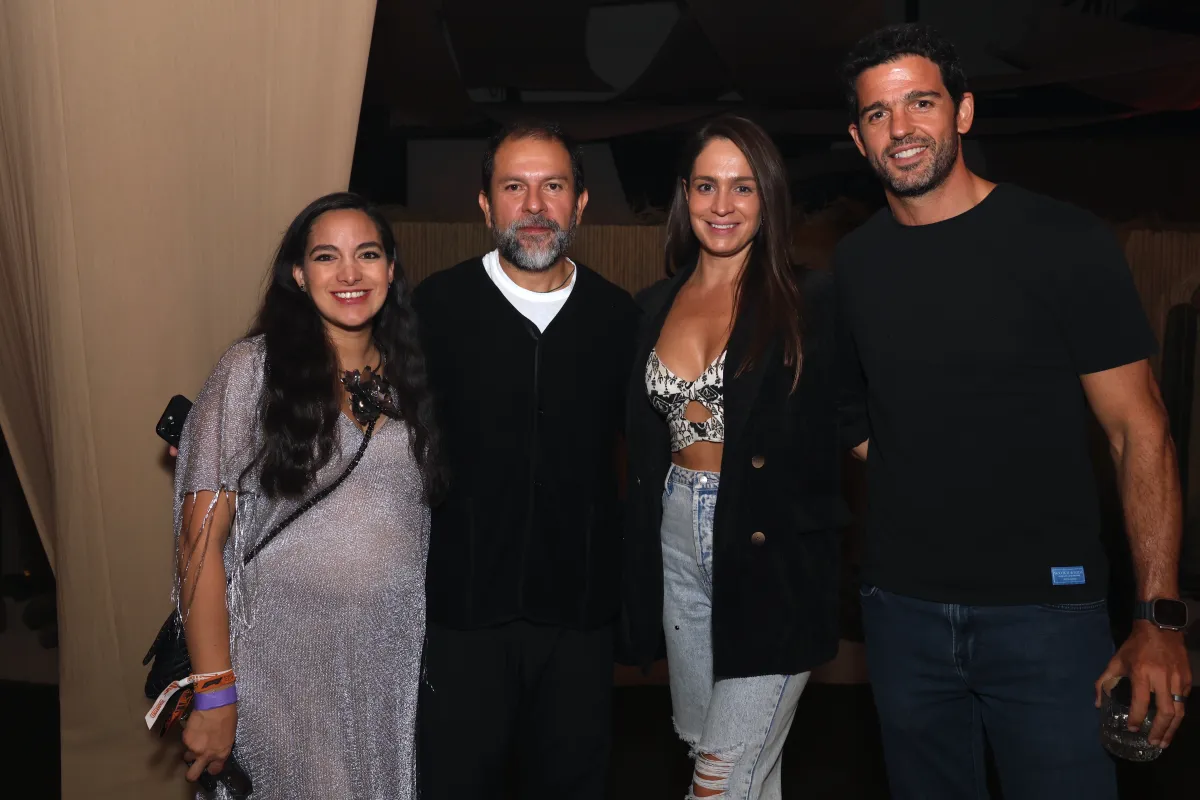 Talia Castro, Enrique Olvera, Lucila Mangino y Oso Trava