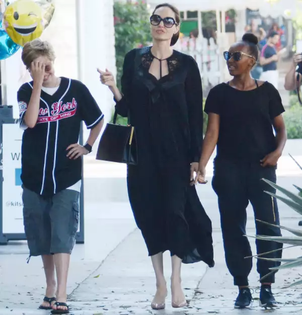 Angelina Jolie and daughters out and about, Los Angeles, USA - 22 Aug 2018